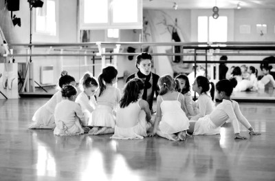 ADAGIO — уроки раннего балета для детей 4–6 лет