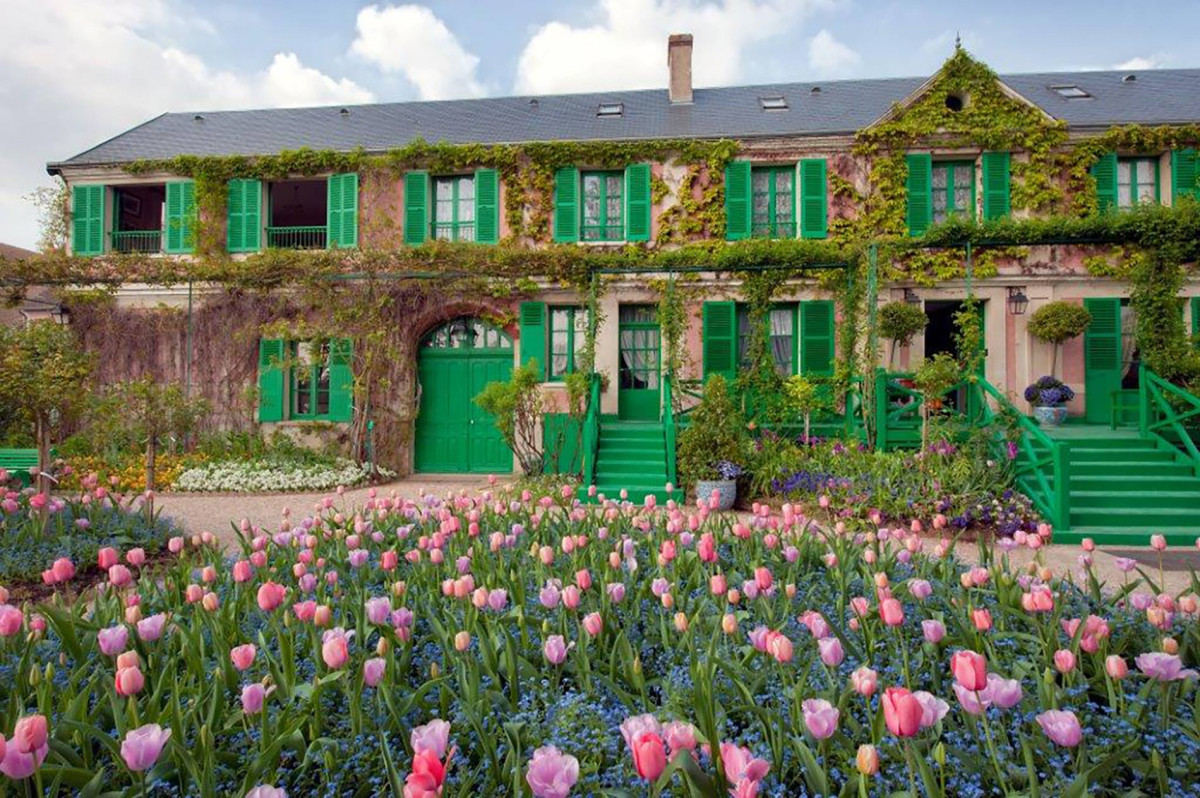 Monet’s House & Gardens in Giverny: An Impressionist Escape