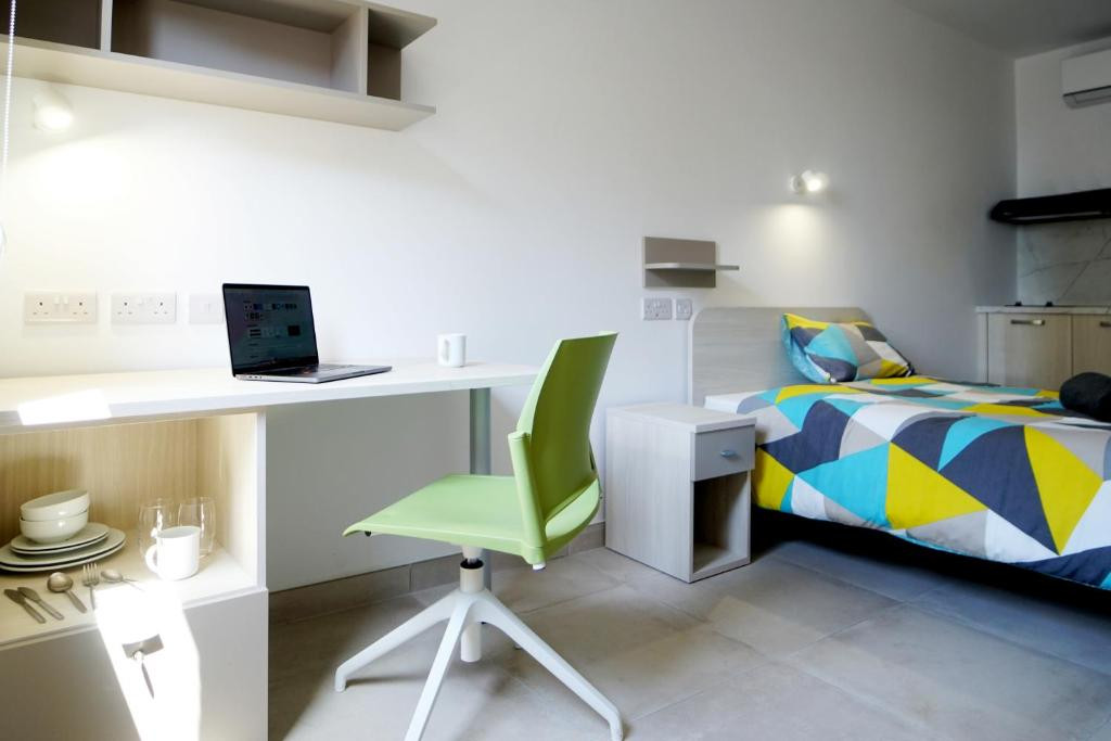 Campus Hub Twin Room