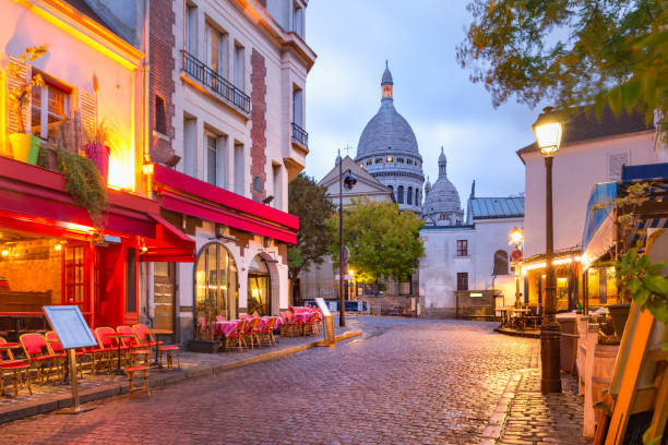 Paris by Night Walk: Montmartre & Sacré-Cœur