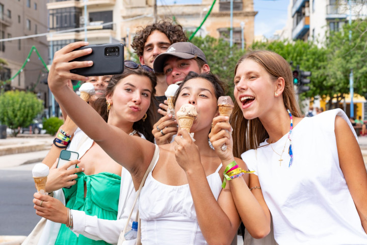 Valencia Summer Camp (ages 11–17)