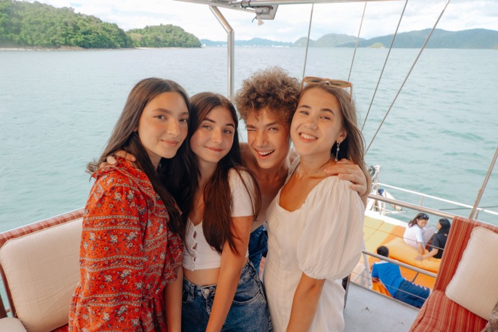 Maldives Winter Camp (ages 9–19)
