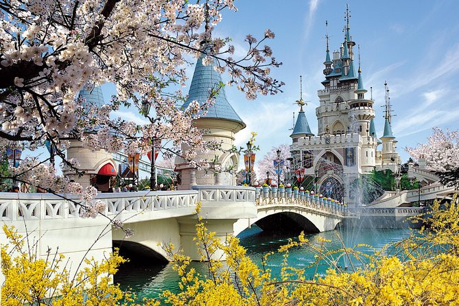 Lotte World Theme Park