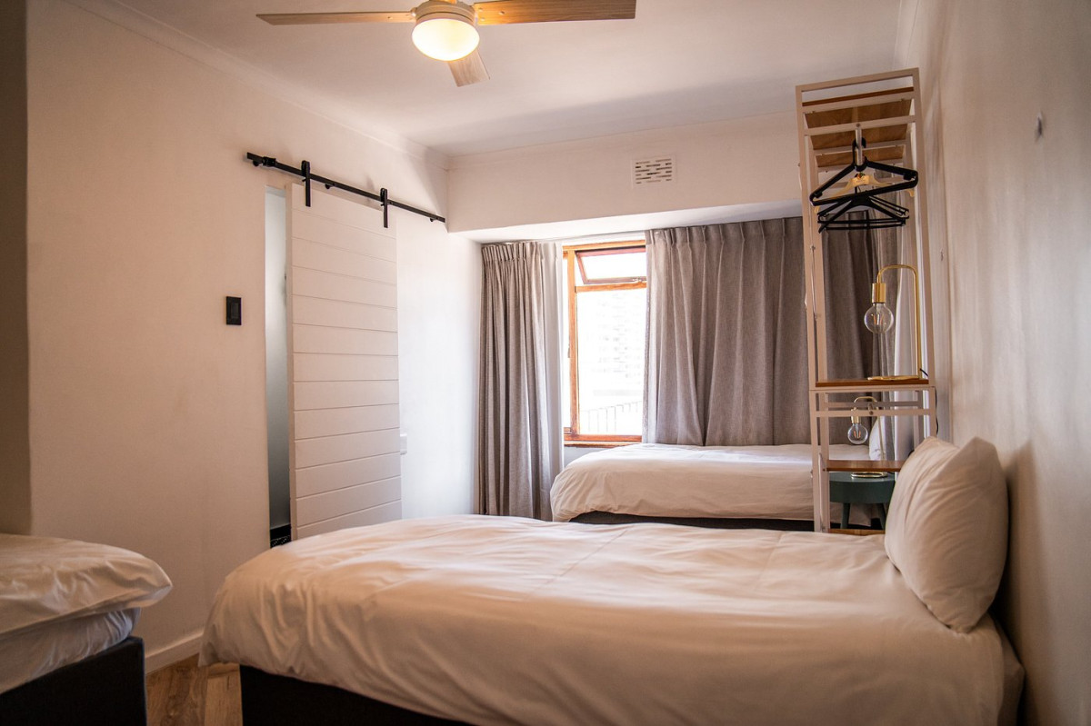 Sea Point Shared Room