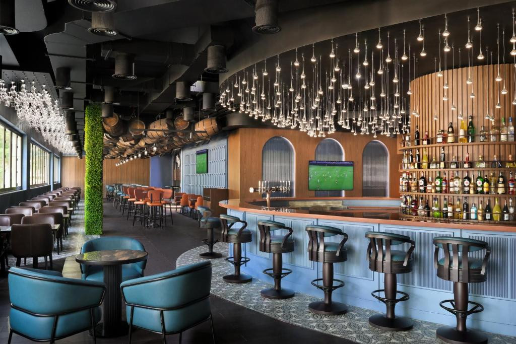 Holiday Inn Express Стандартный номер с большой двуспальной кроватью