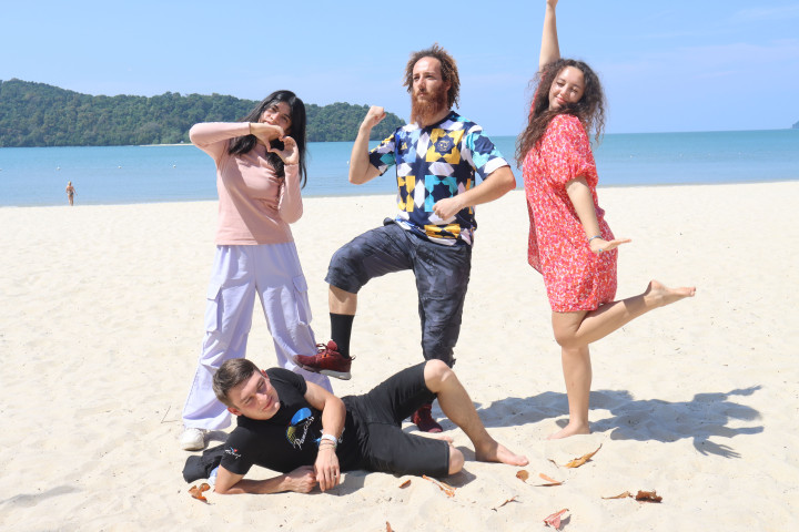 Maldives Winter Camp (ages 9–19)