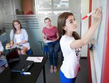 Летний лагерь Eton для подростков (12–19 лет)