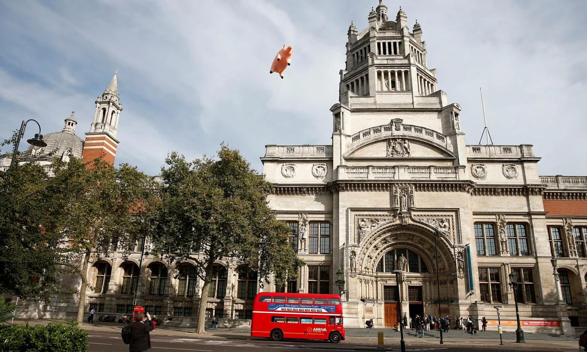 Victoria & Albert Museum