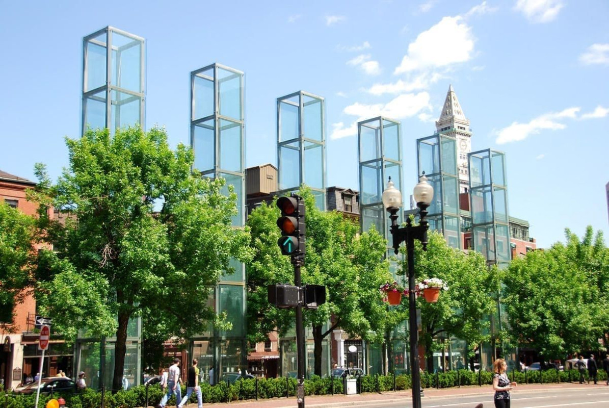 The Freedom Trail & Holocaust Memorial