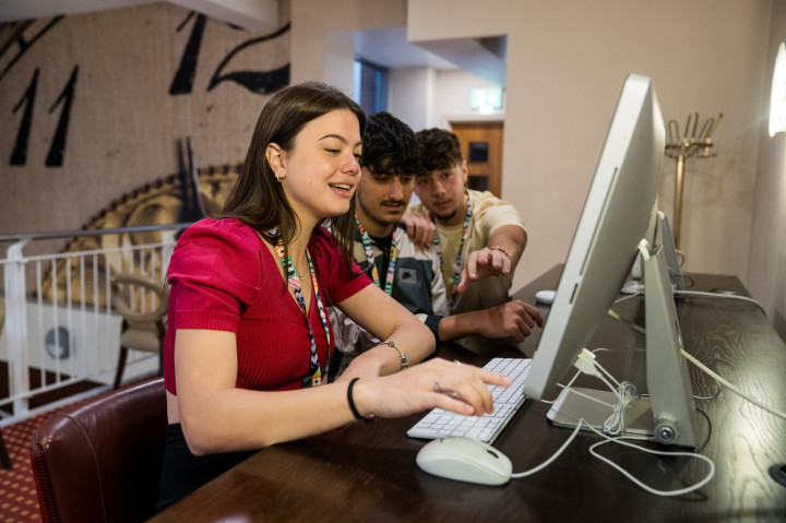 London UK Summer Camp (ages 14–17)