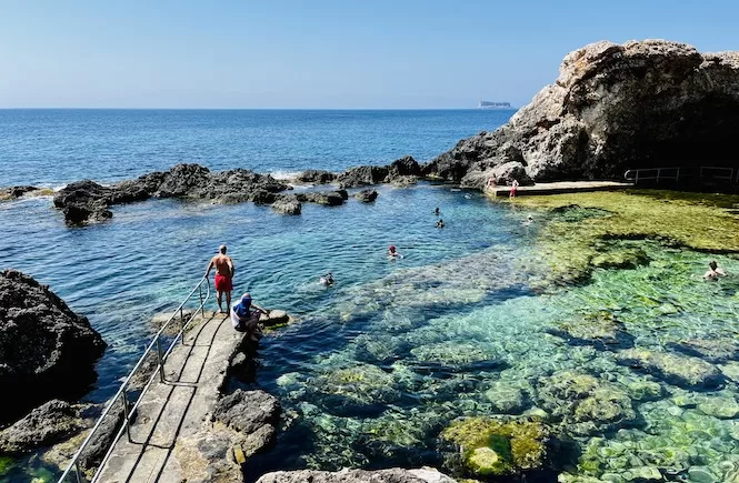 Ghar Lapsi Beach Day & Kayaking