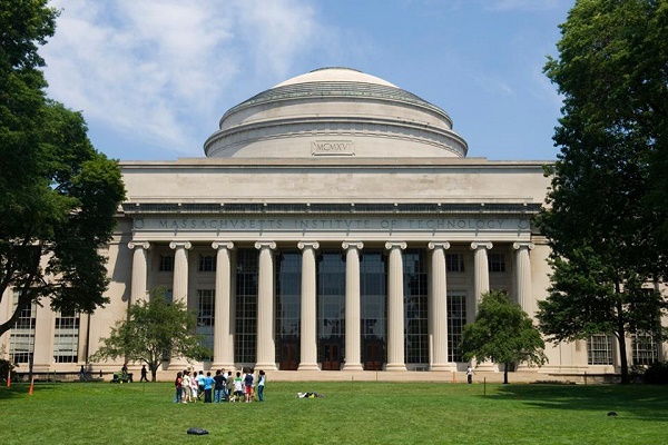 Walking Tour of MIT & Cambridge Area