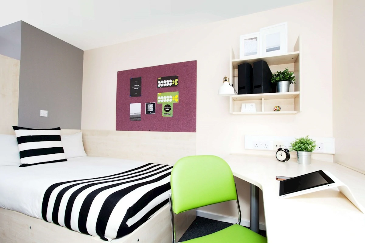 The Plaza Single Room