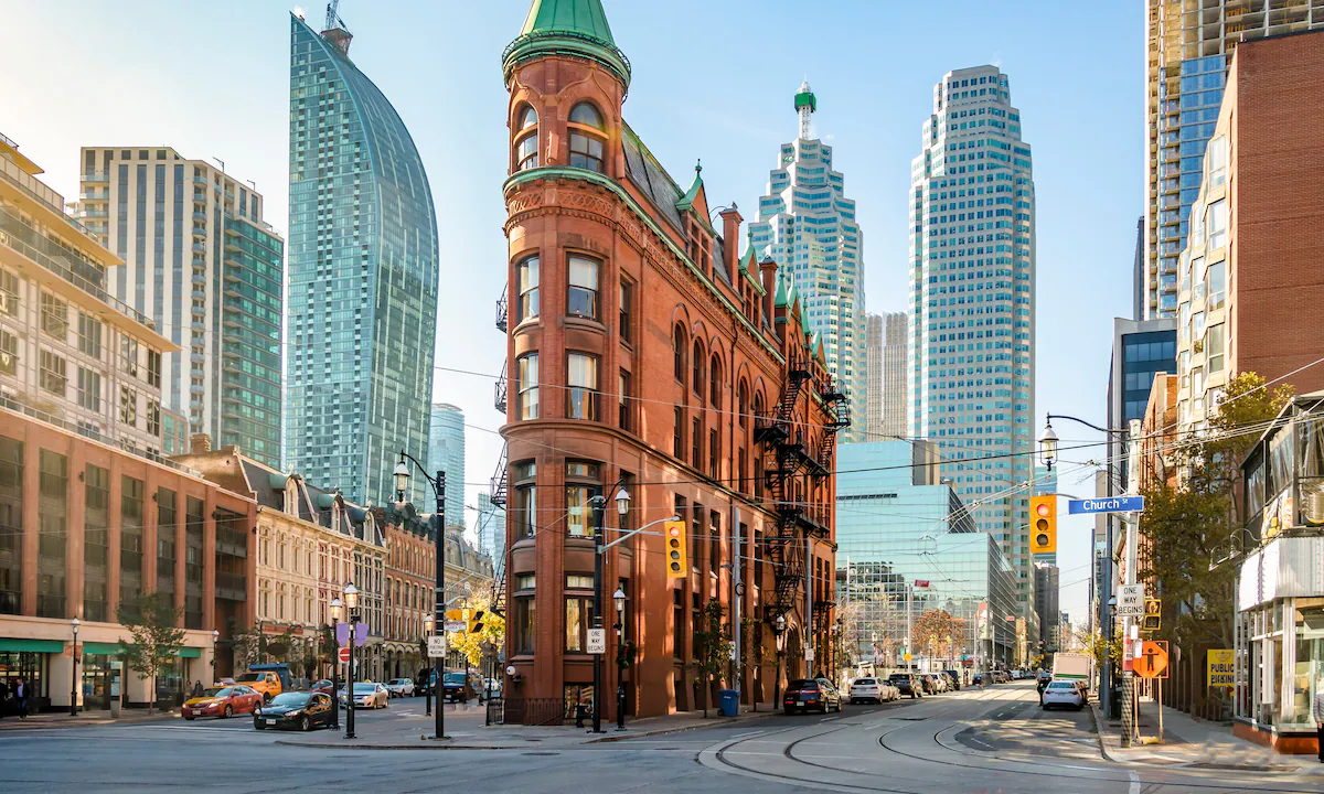 Downtown Tour & Eaton Centre